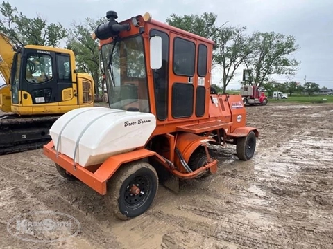 Used 2022 Broce Broom RCT 350
